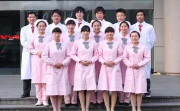 轻信“网红神药”便秘女孩结肠失能 专家：医学干预绝非一“泻”了之