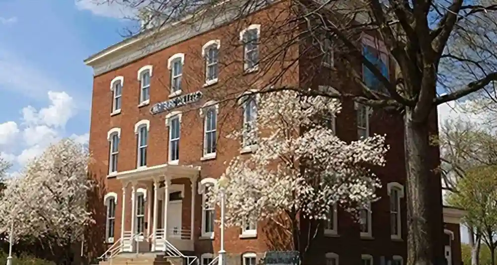 就业机会多又宜居，这4所美国大学申到就是赚到！