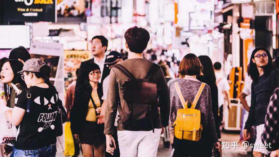 在北极荒野求生有多难？探险队被困孤岛两年，只有一女子奇迹生还