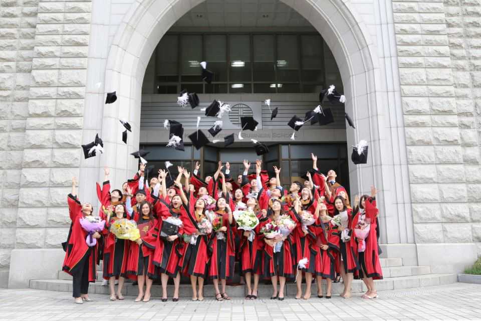 你敢信？一个英国签证可以免签这么多地方？建议收藏