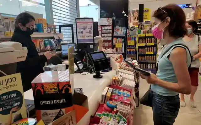 “全球最贵城市”：华人称收入追不上物价，通胀影响明年持续